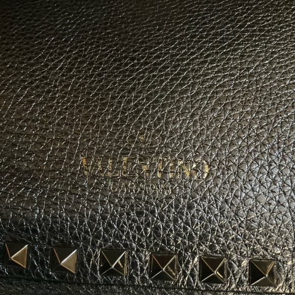 Valentino Garavani Rock Stud Tote 2 Way - Picture 11 of 15